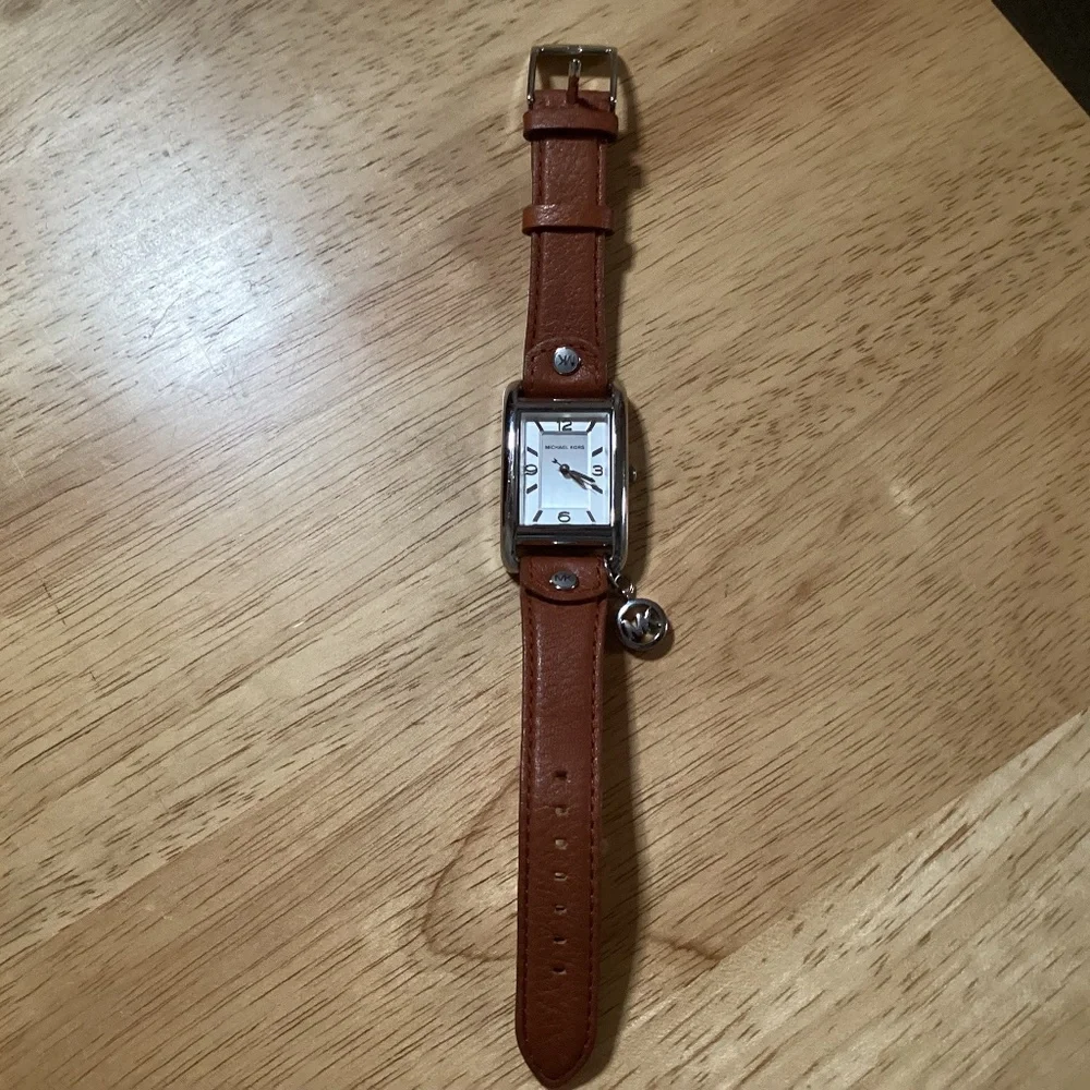 Vintage Michael Kors Women’s Watch Silver-tone with Brown Leather Band MK2165